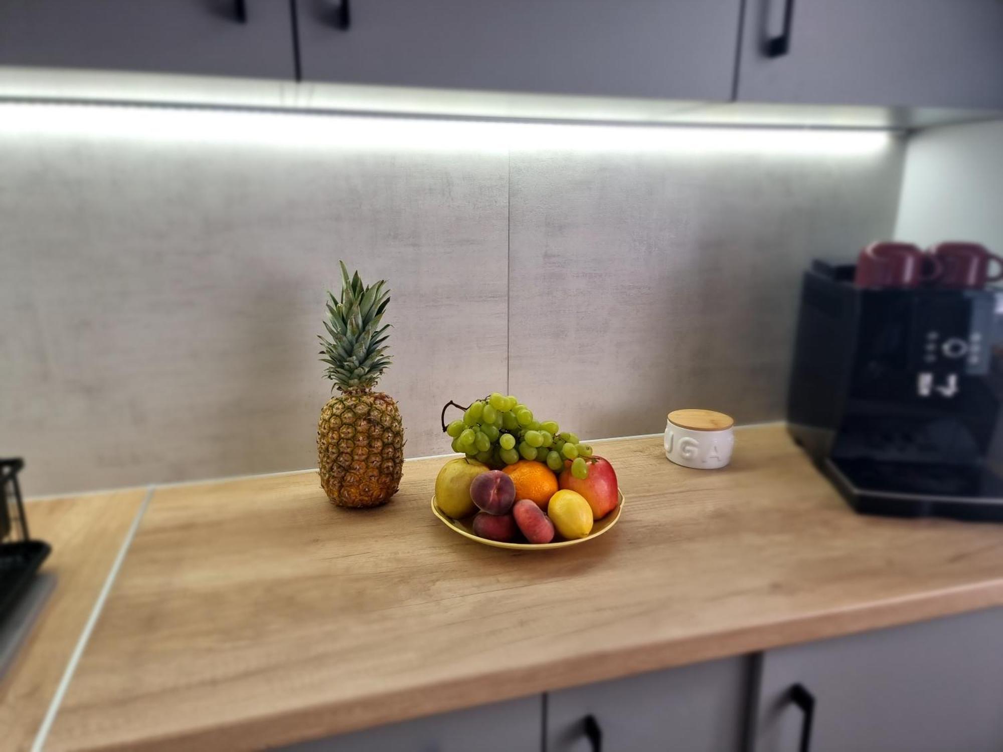 Apartament Lux Lemon Jelenia Góra Buitenkant foto